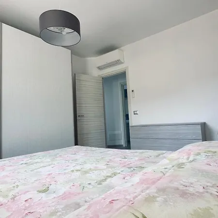 Apartament M411 - Marcelli, Nuovo Trilocale Con Corte Privata *